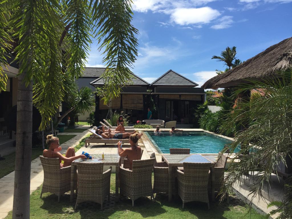 Jonsen Homestay Canggu Eksteriør billede
